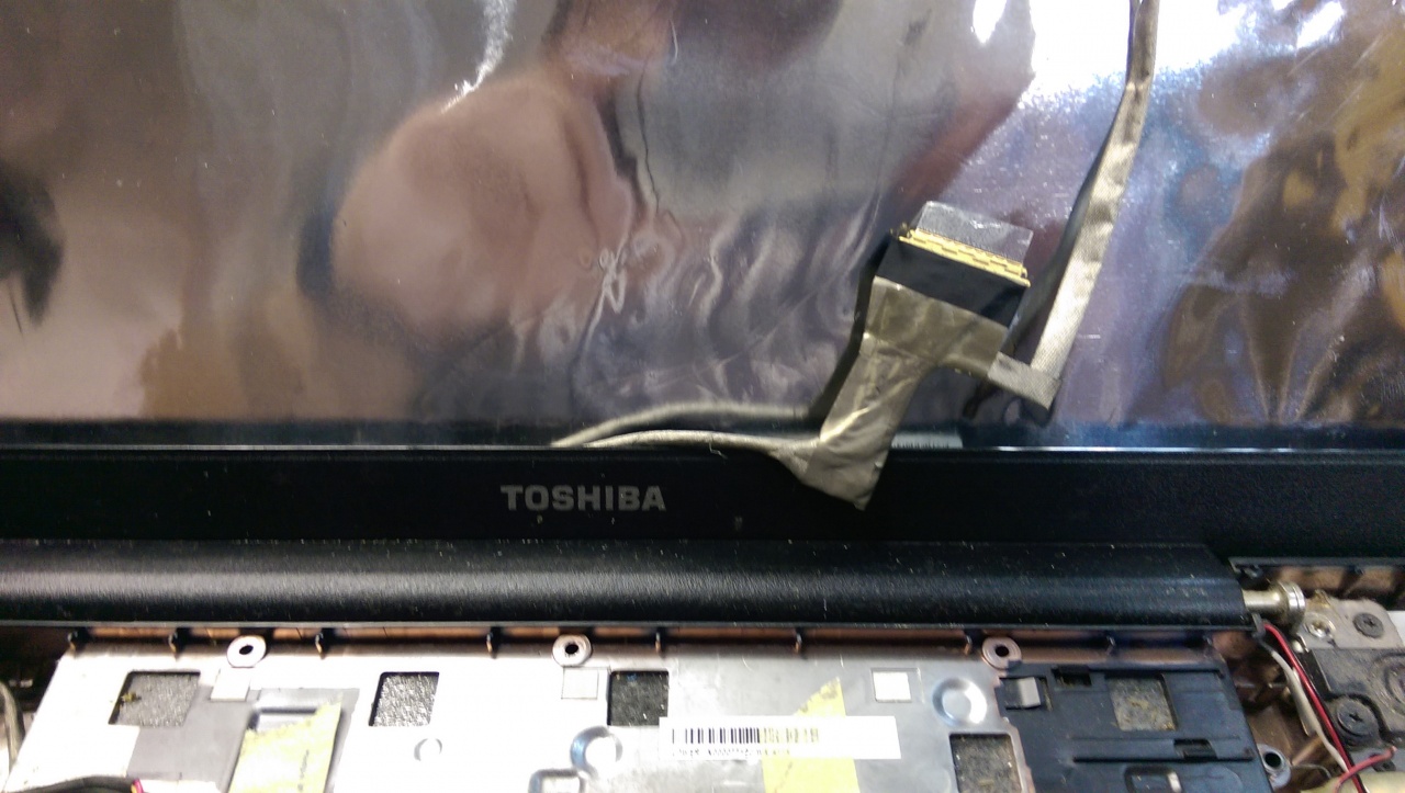 Шлейф матрицы Toshiba L500